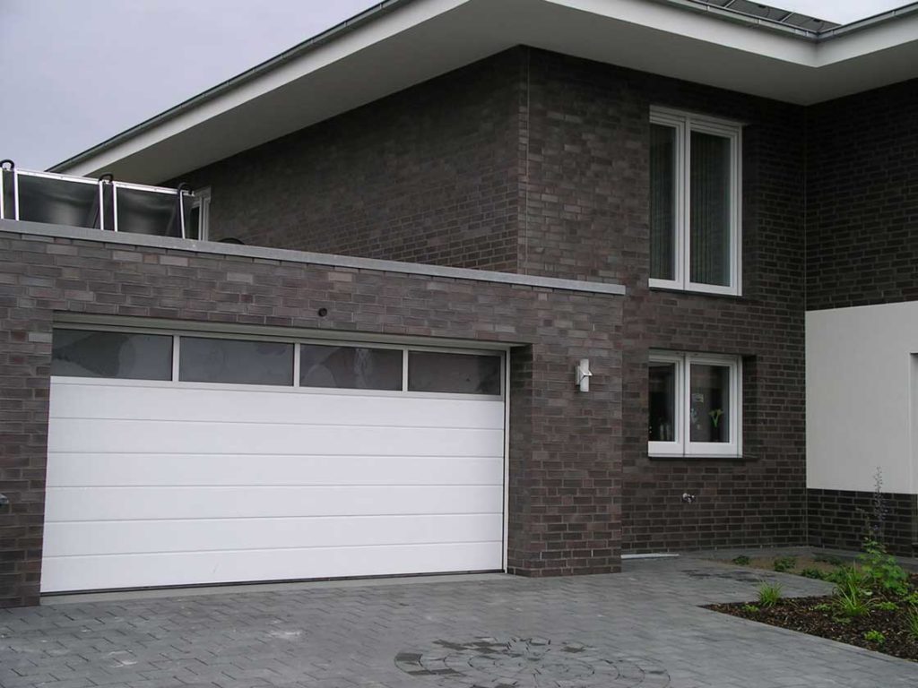 Sektionaltore – Tür- und Tortechnik